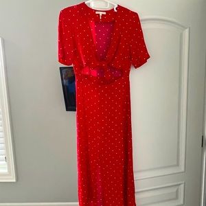 Gorgeous Maje dress only worn once! Beautiful for vacationing or Sunday brunch